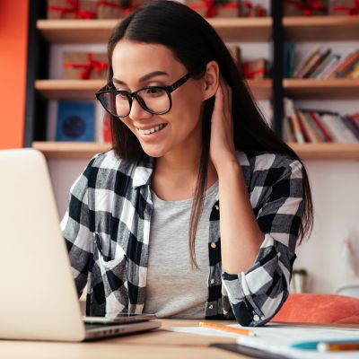 Computerbril Met Blauw Licht Filter  | Minder Hoofdpijn & Betere Slaap